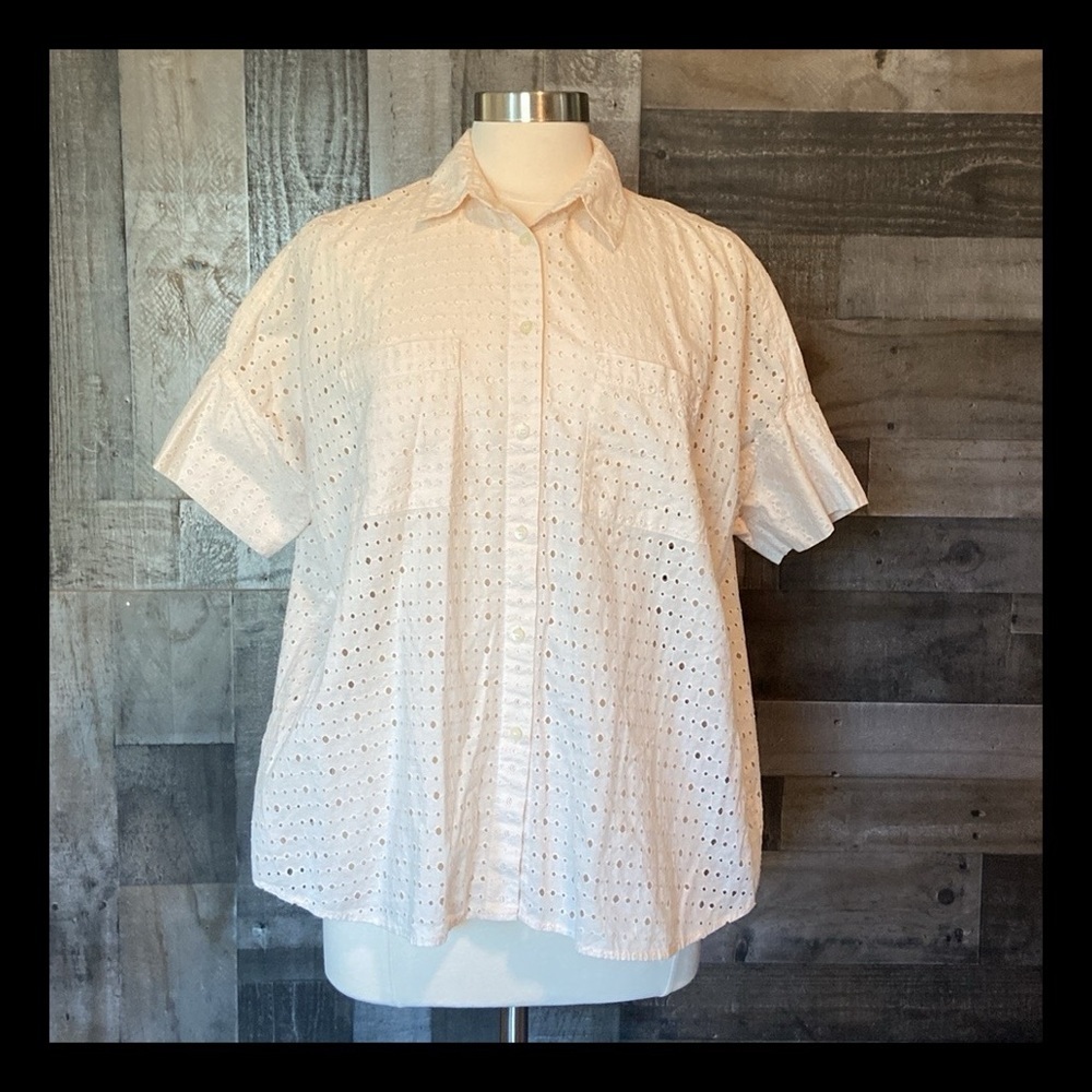 Madewell peach button up shirt medium angelic pastel eyelet lace cottagecore